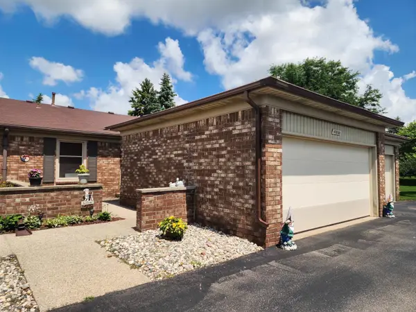 49860 Potomac CT, Utica, MI 48315