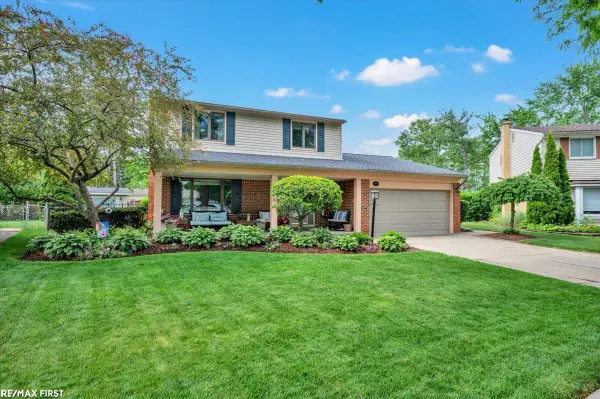 39755 Spitz DR, SterlingHeights, MI 48313