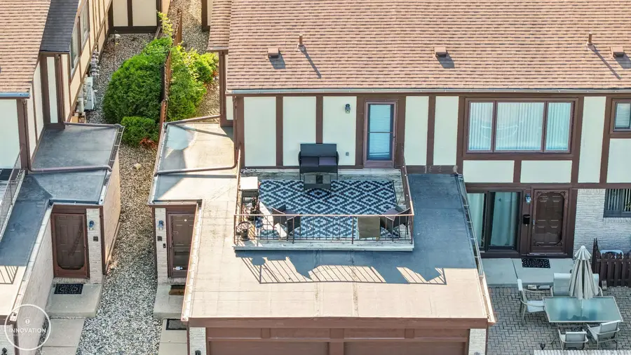 1074 Country Club DR, Saint Clair Shores, MI 48082 - #3