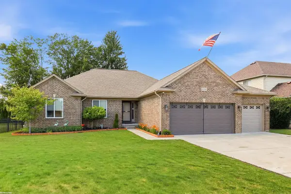 51341 Caroline DR, NewBaltimore, MI 48047