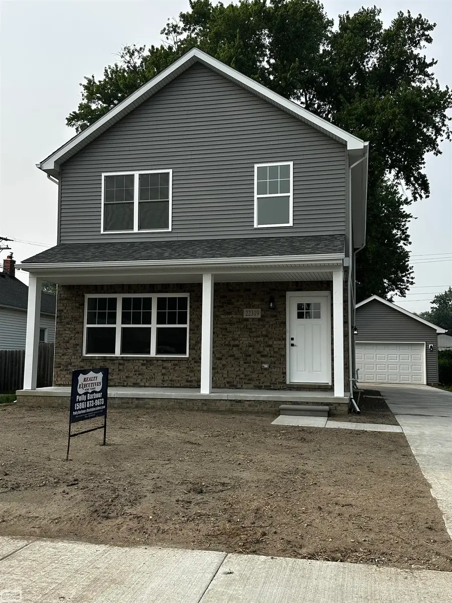 22319 Ridgeway ST, Saint Clair Shores, MI 48080 - #3