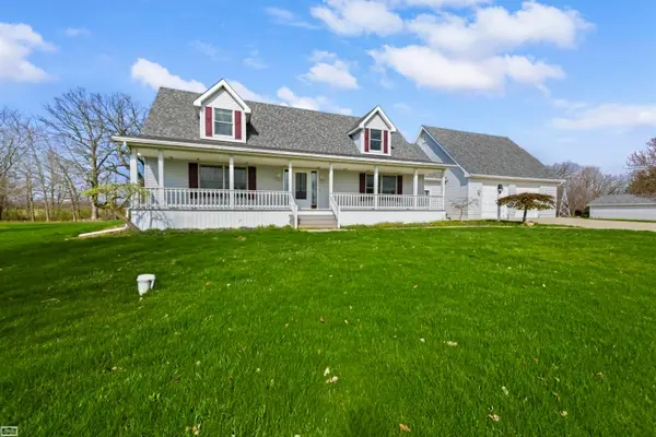 4453 Lone Oak DR, Capac, MI 48014