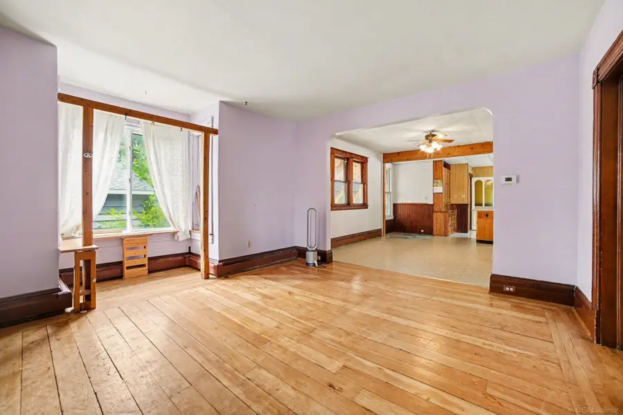 817 Wright ST, Saginaw, MI 48602 - #2