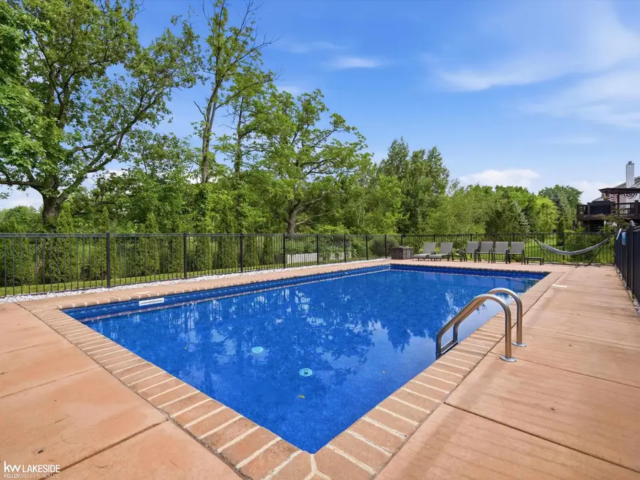 25346 Stanley LN, Lyon, MI 48178 - #3