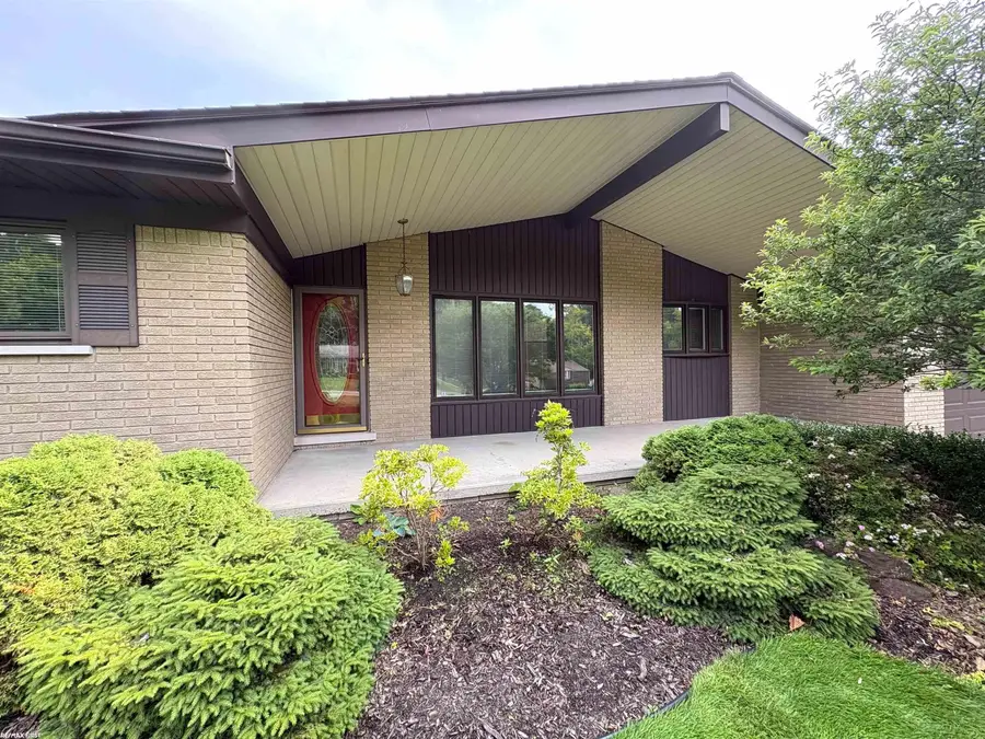 20210 Anita ST, Clinton, MI 48036 - #2