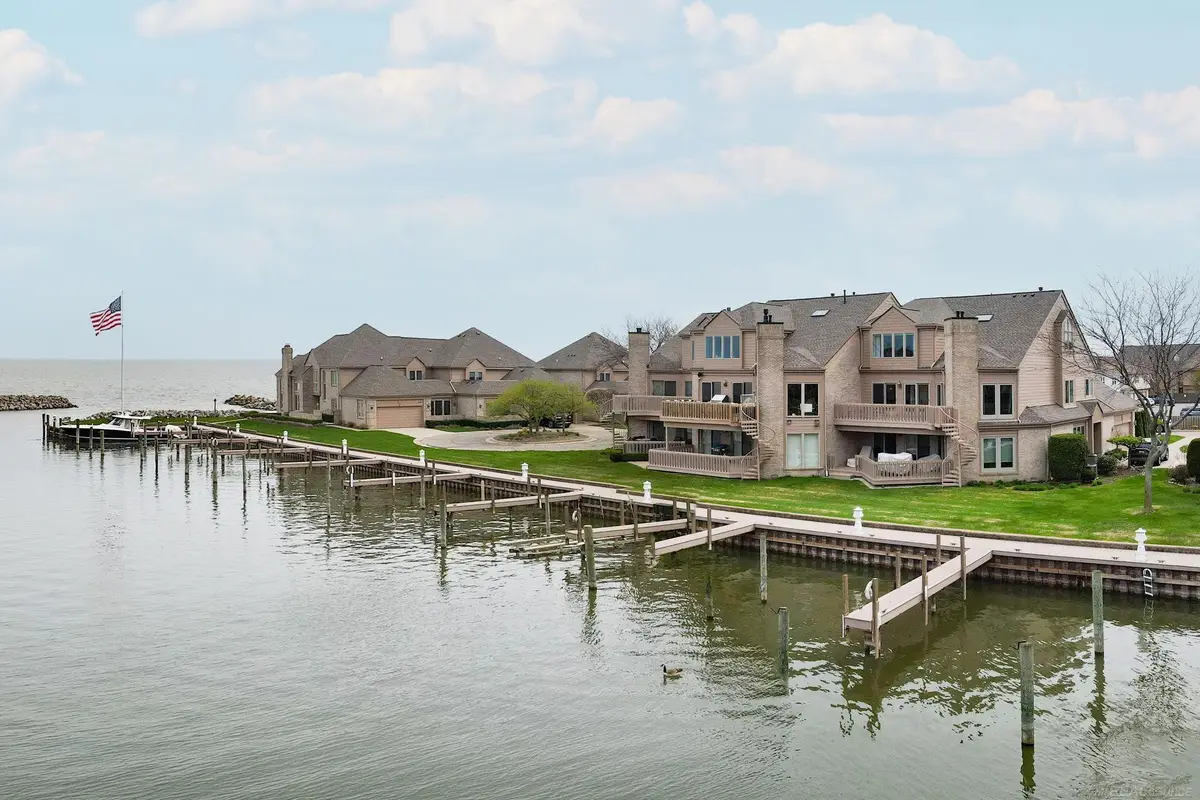26230 Harbour Pointe DR, Harrison Township, MI 48045 - #1