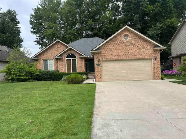 37515 Hanson DR, SterlingHeights, MI 48310