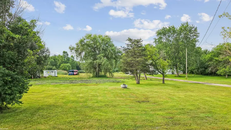 5695 Flinchbaugh RD, Kimball, MI 48074 - #2