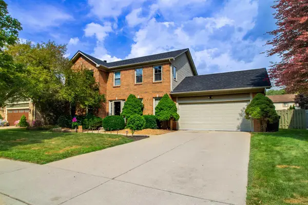 7584 Maple DR, Westland, MI 48185