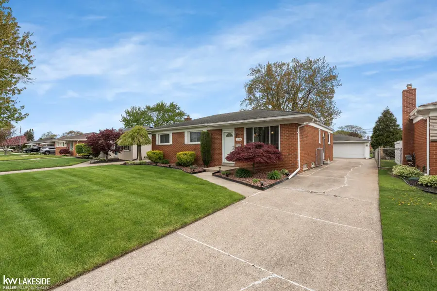 32344 Firwood, Warren, MI 48088 - #2