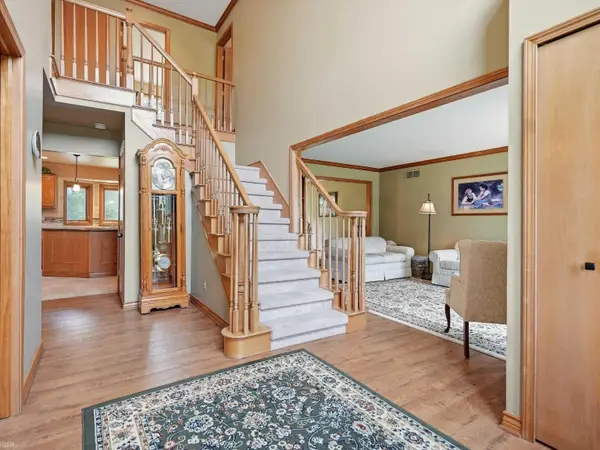 46288 Glen Pointe DR, ShelbyTwp, MI 48315