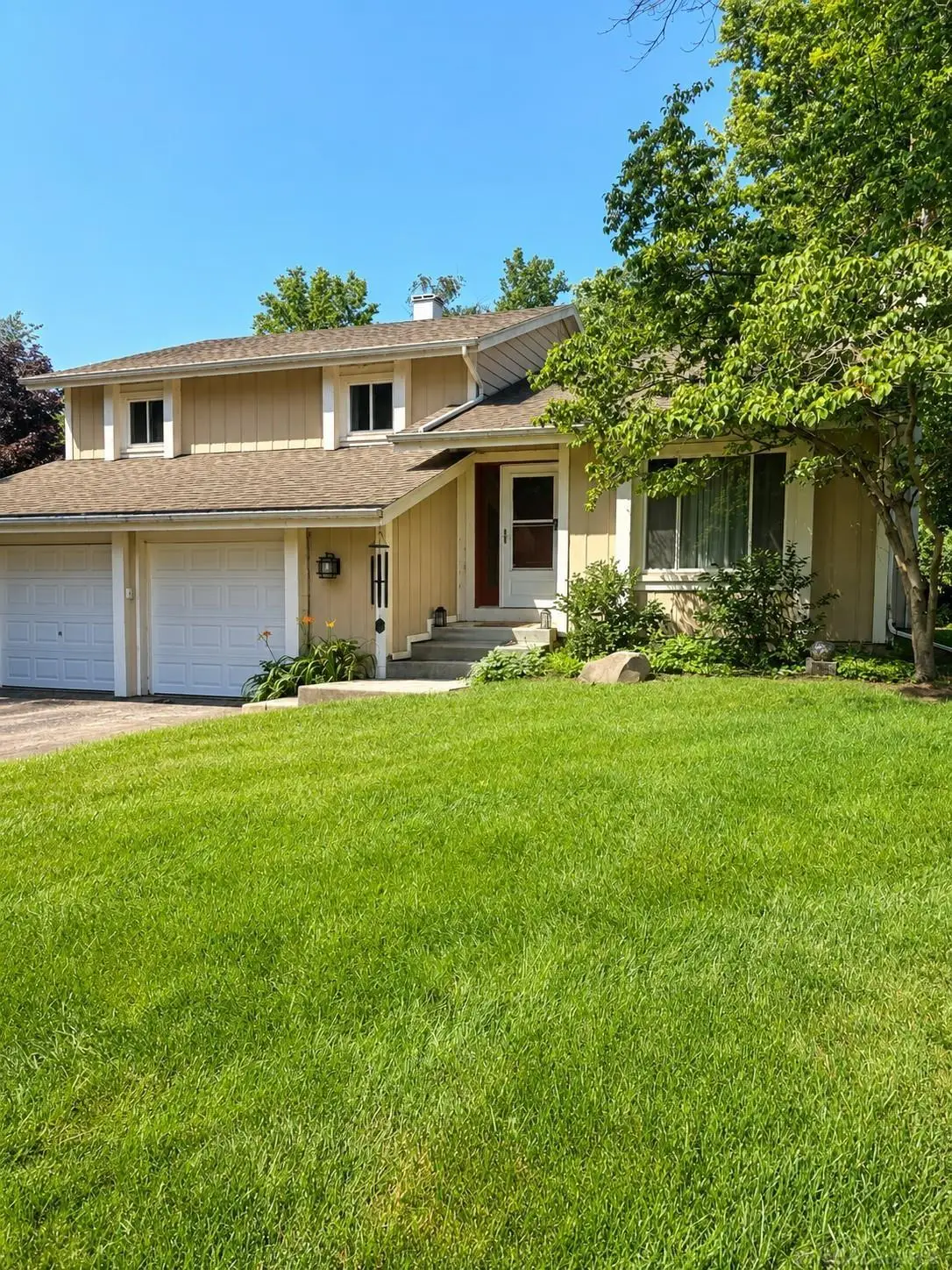 1347 Rutledge DR, Temperance, MI 48182 - #1