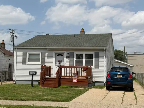 11537 Dodge, Warren, MI 48089