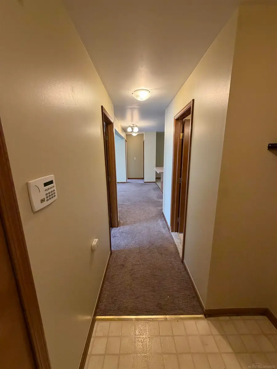15246 Ashley CT, Macomb, MI 48044 - #2