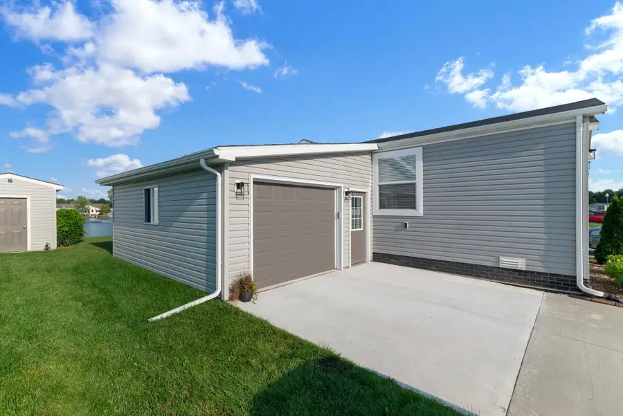 6285 Square Lake DR, Kimball, MI 48074 - #3
