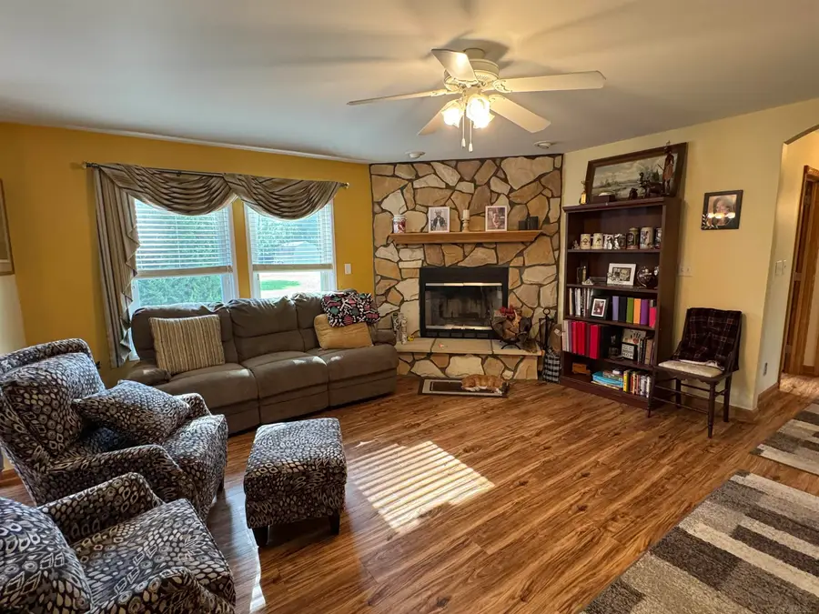 58520 Frost RD, Lenox, MI 48048 - #3