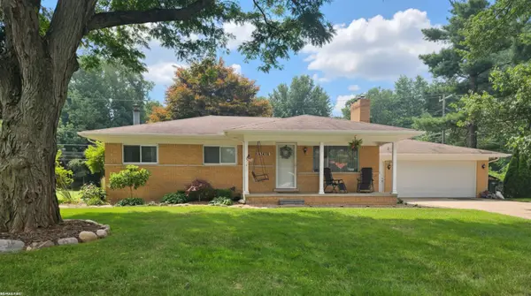 52498 Fayette DR, ShelbyTwp, MI 48316