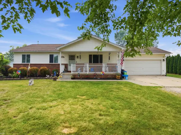 2155 Sperry RD, Berlin, MI 48002