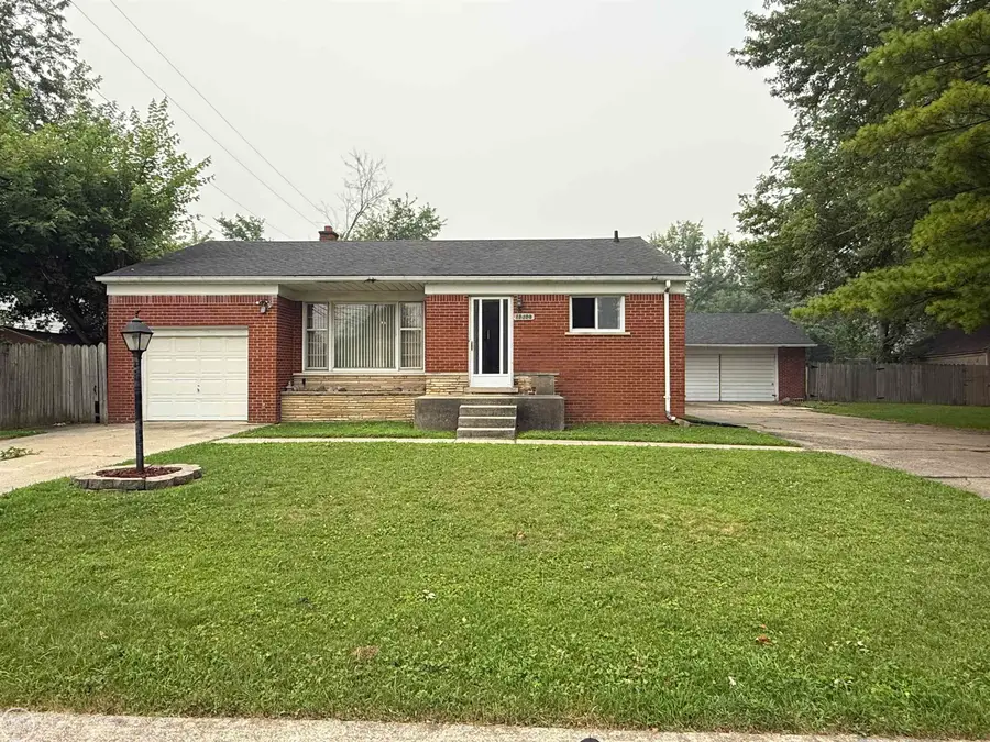 13490 Brainwood ST, Warren, MI 48089 - #2