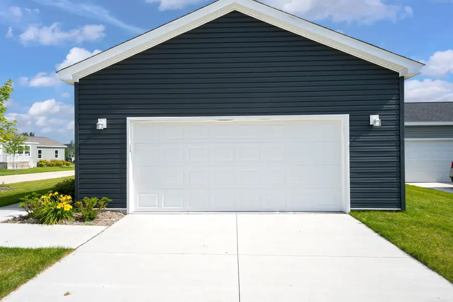 2785 Trade Winds CT, Lapeer, MI 48446 - #2