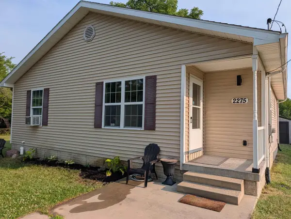 2275 Lincoln Manor DR, Flint, MI 48507