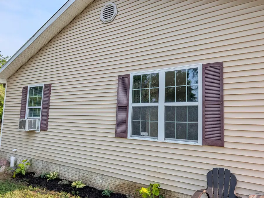 2275 Lincoln Manor DR, Flint, MI 48507 - #3