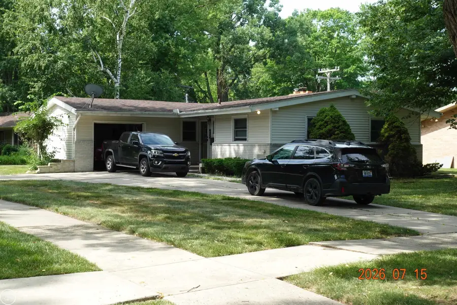 19007 WEBSTER AVE, Southfield, MI 48076 - #3