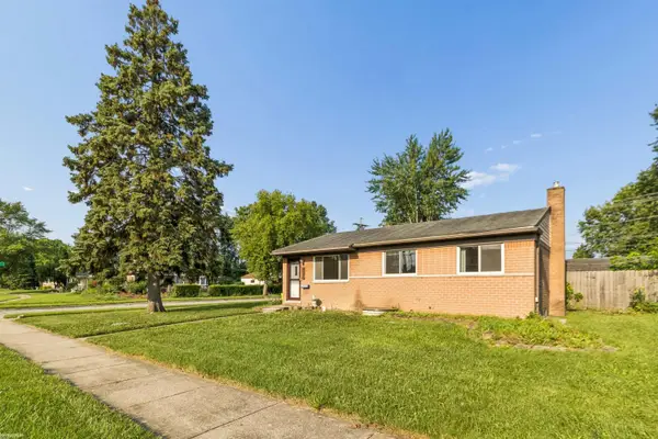 35733 Simon DR, ClintonTownship, MI 48035