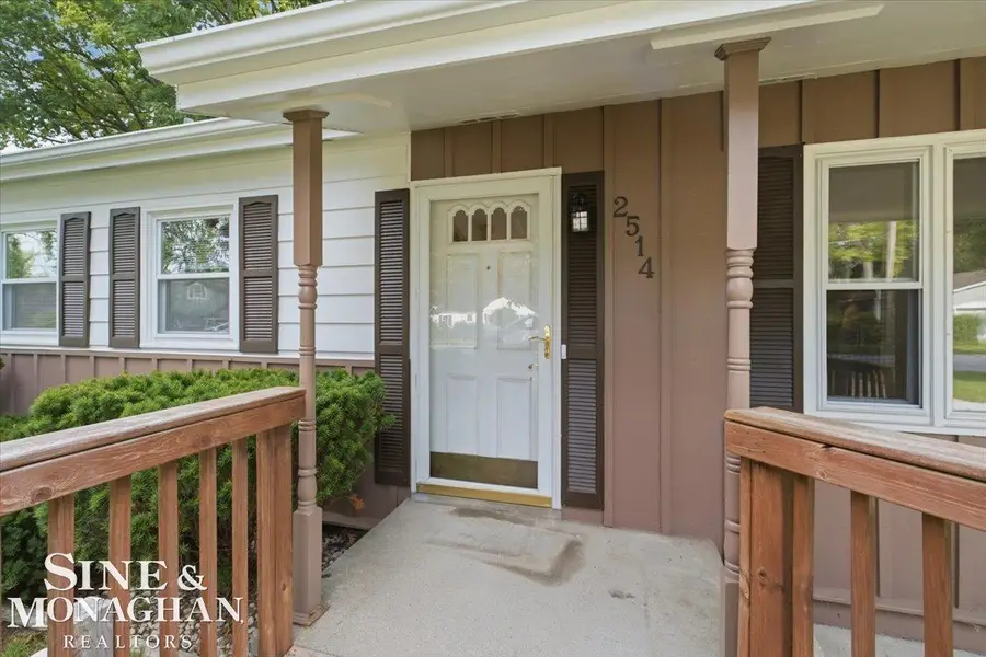 2514 22nd AVE, Port Huron, MI 48060 - #3