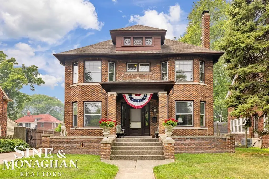 979 Lakepointe ST, Grosse Pointe Park, MI 48230 - #1