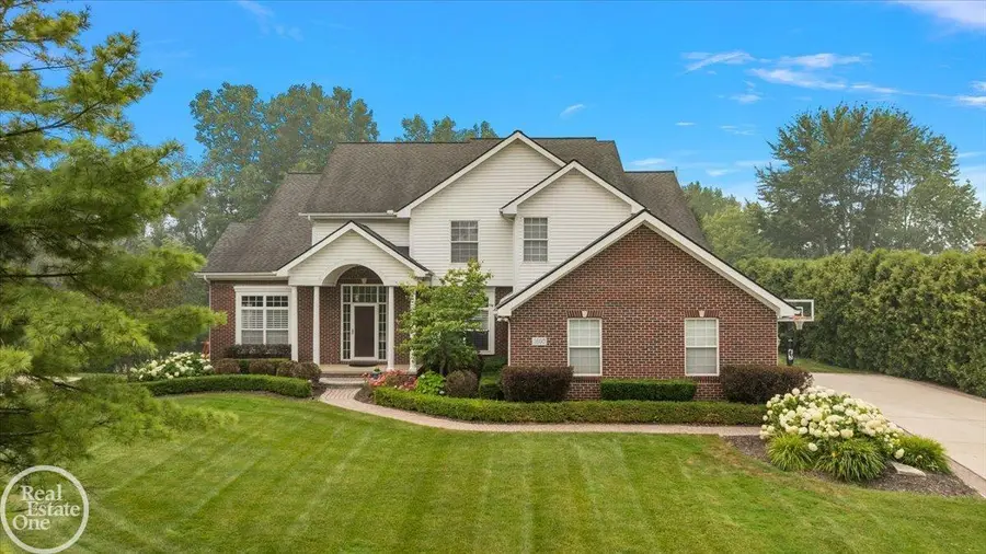 3800 May Center RD, Orion, MI 48360 - #2