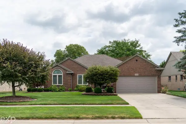 57450 Ruby LN, Washington, MI 48094