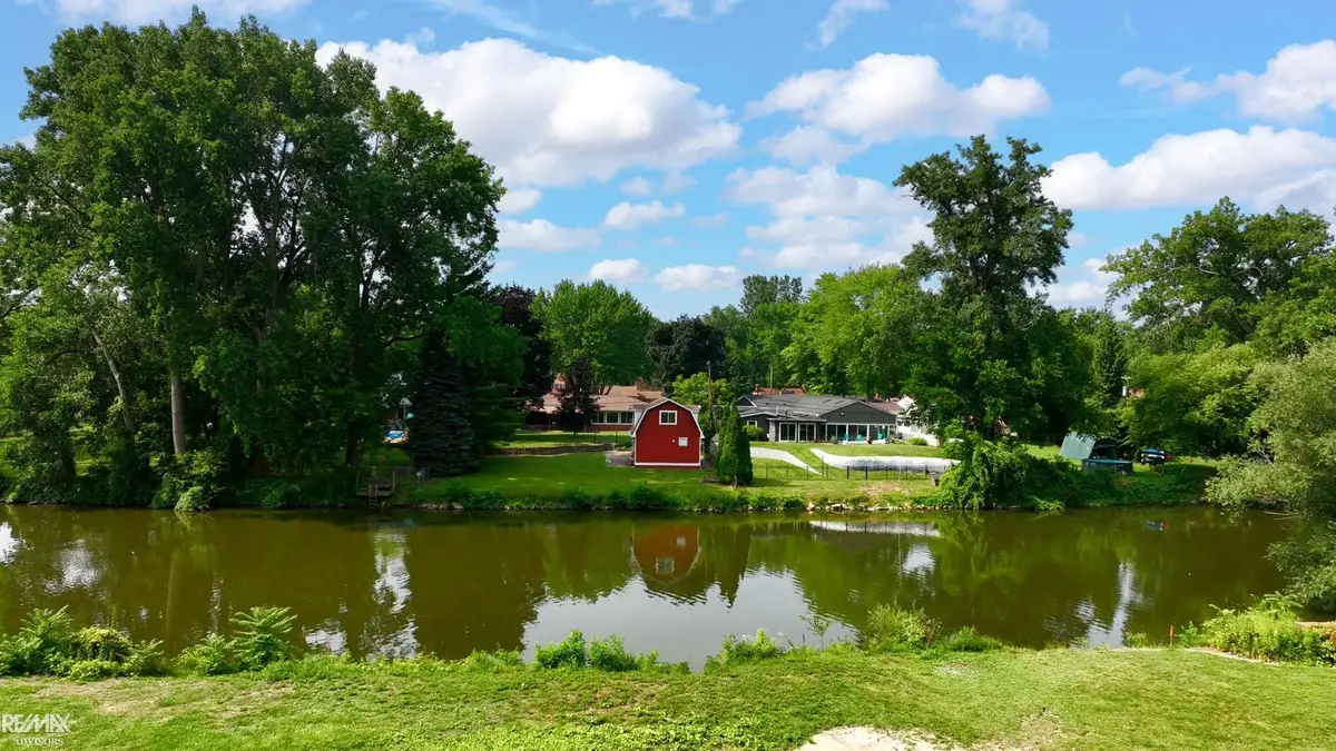 00 Belleview AVE, Mount Clemens, MI 48043 - #1