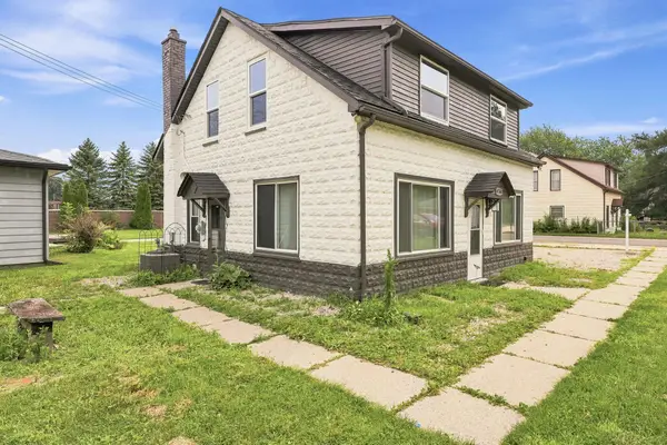47561 Forton st ST, Chesterfield, MI 48047