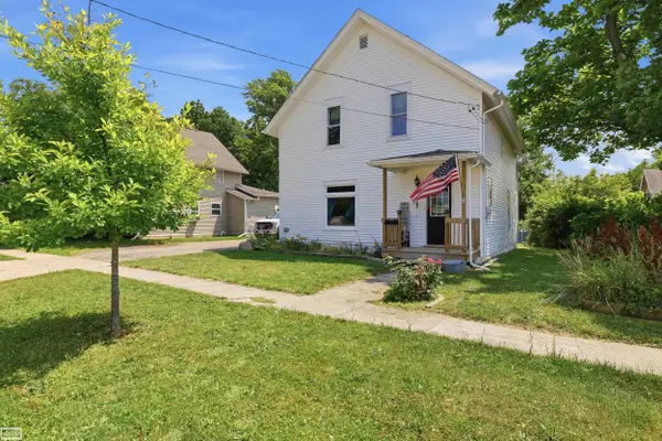 329 W Young ST, Clio, MI 48420