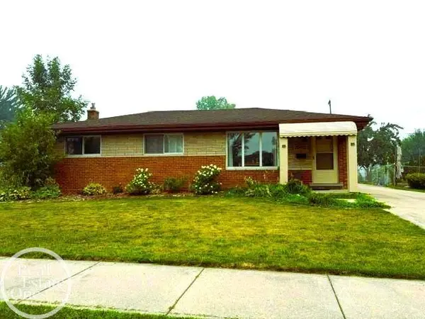 20413 Shores ST, StClairShores, MI 48080