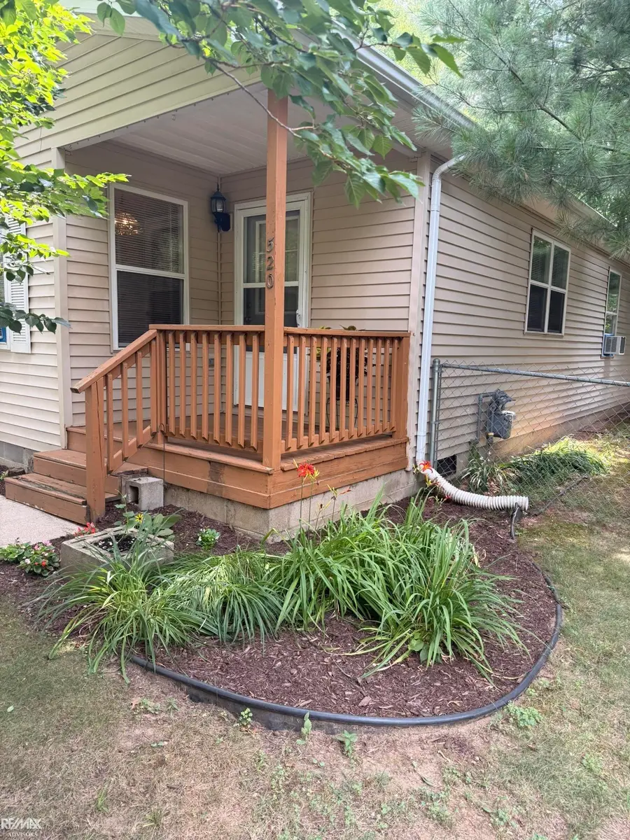 520 Sheldon ST, Algonac, MI 48001 - #2