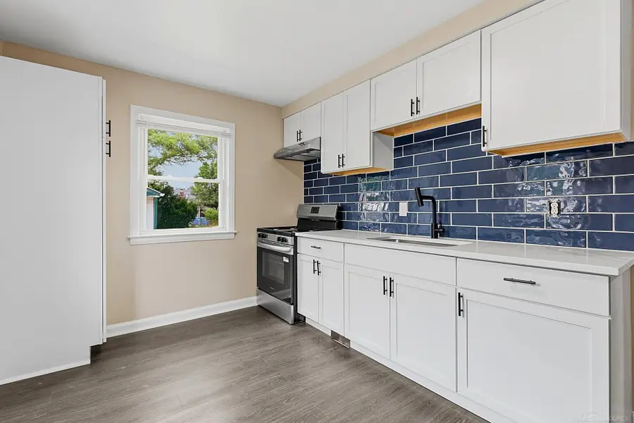 16213 Forest AVE, Eastpointe, MI 48021 - #3