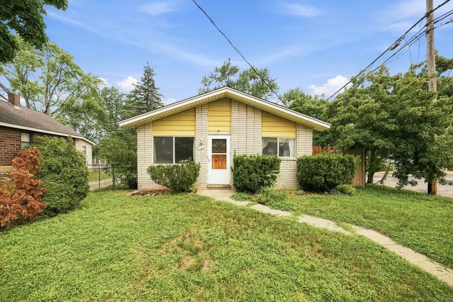 1069 Urbancrest DR, Troy, MI 48083 - #2