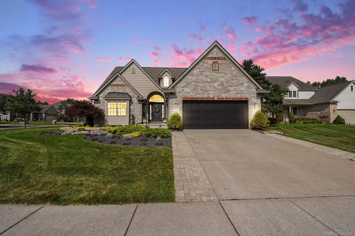 2825 Alorington CT, Commerce, MI 48382 - #1