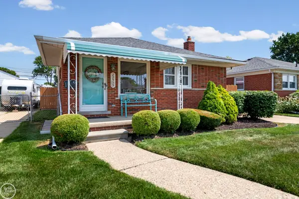 22933 Doremus ST, StClairShores, MI 48080