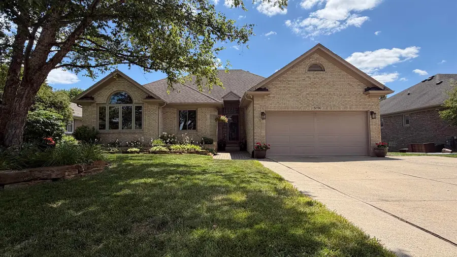 57734 Freda DR, Washington, MI 48094 - #3