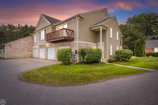 37427 Stonegate CIR, ClintonTownship, MI 48036