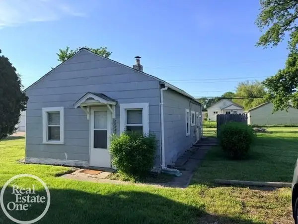 20735 Webster ST, ClintonTownship, MI 48035