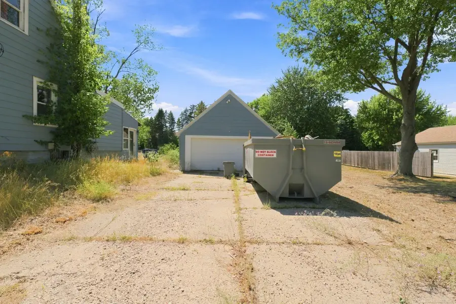 5747 S Sheridan RD, Muskegon, MI 49444 - #2