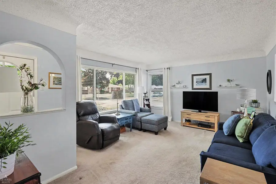 11209 Erdmann, Sterling Heights, MI 48314 - #2