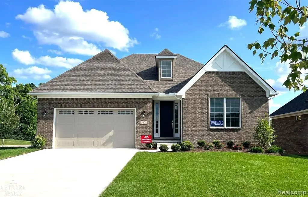 3292 Waldon Ridge ST, Orion, MI 48359 - #1