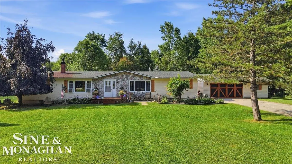 7665 Metcalf RD, Avoca, MI 48006 - #1
