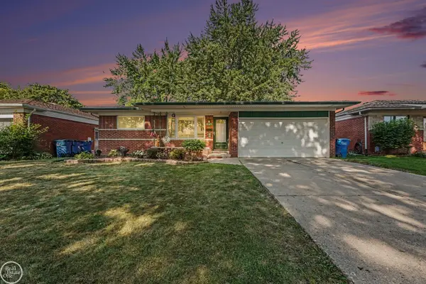 30419 Eiffel AVE, Warren, MI 48088