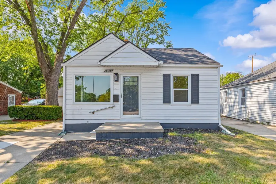 20626 Ridgemont  RD, Harper Woods, MI 48225 - #3